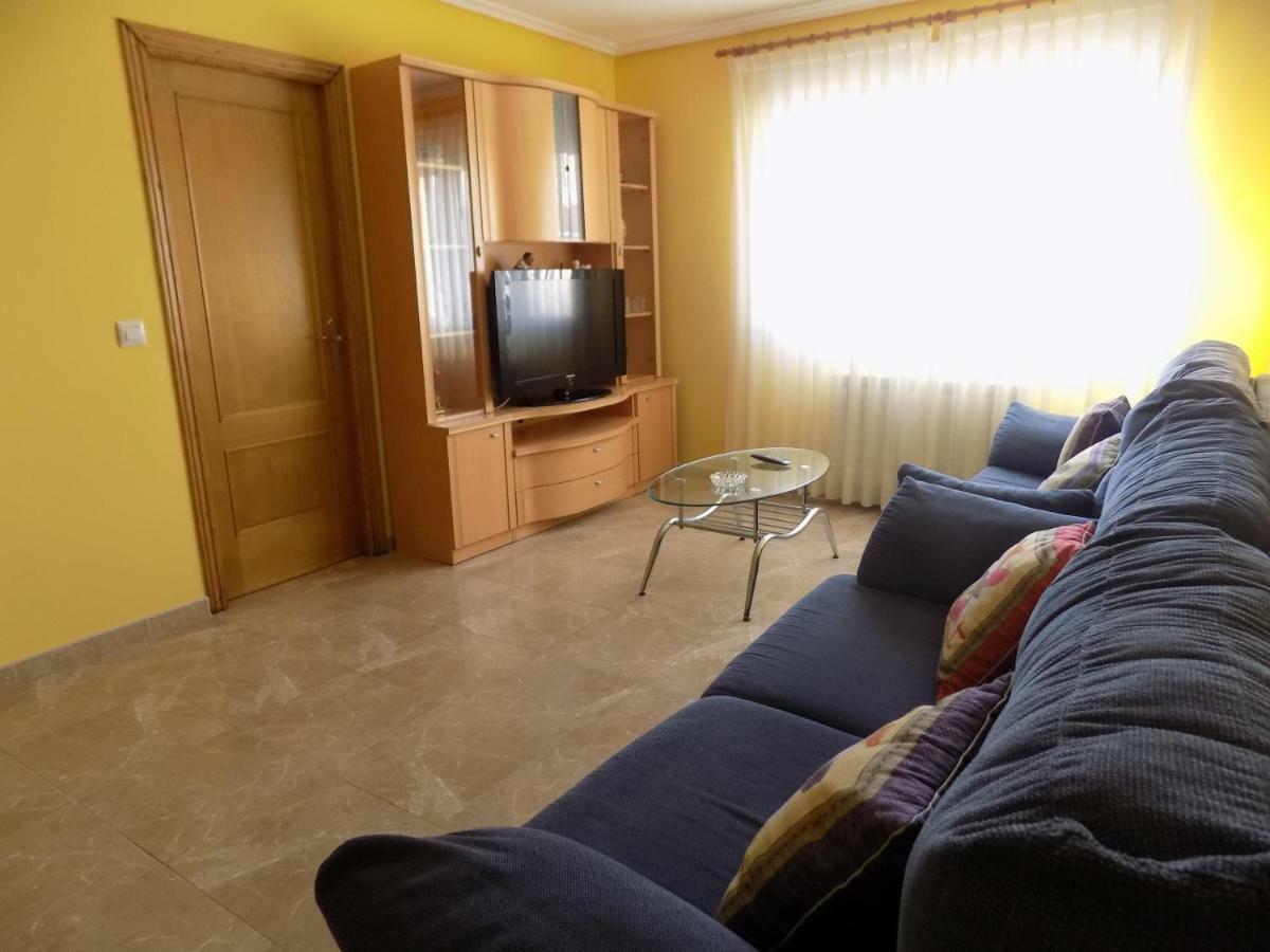 Oviñana Apartamentos Las Llabanas מראה חיצוני תמונה